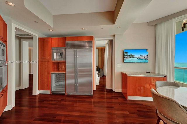 16051 Collins Ave 1102, Sunny Isles Beach, FL 33160