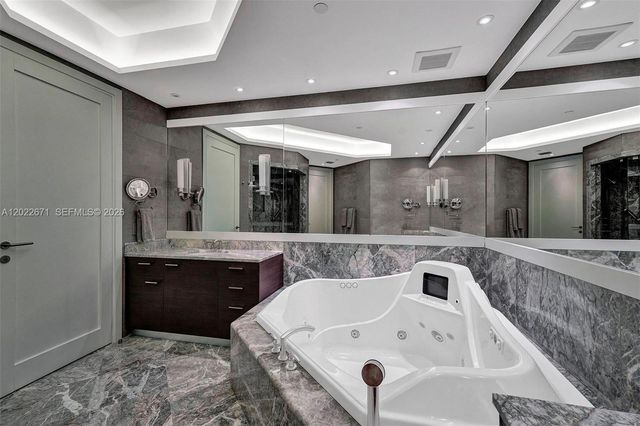 16051 Collins Ave 1102, Sunny Isles Beach, FL 33160