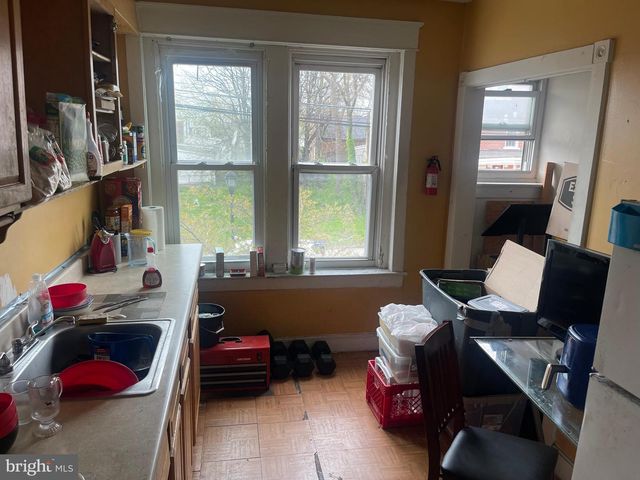 207 HIGHLAND AVE, Chester, PA 19013