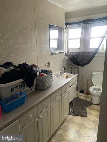 207 HIGHLAND AVE, Chester, PA 19013