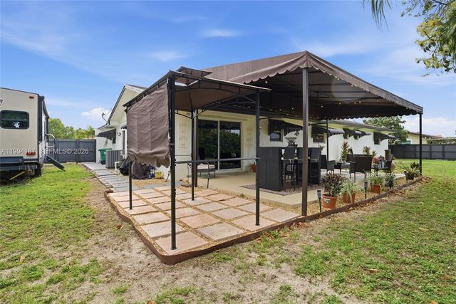 28500 SW 161st Ave, Homestead, FL 33033