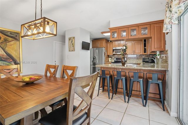 28500 SW 161st Ave, Homestead, FL 33033