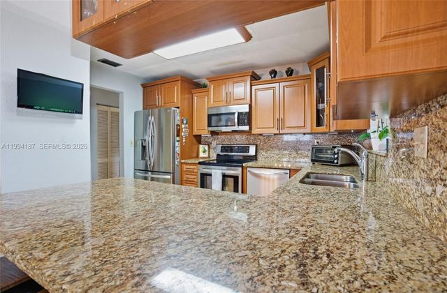 28500 SW 161st Ave, Homestead, FL 33033