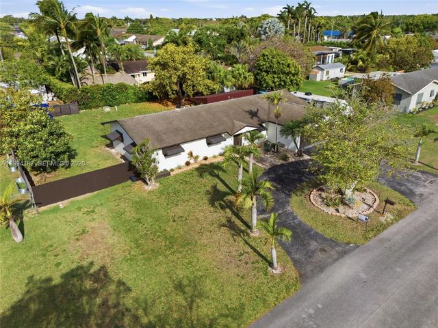 28500 SW 161st Ave, Homestead, FL 33033