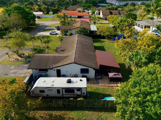 28500 SW 161st Ave, Homestead, FL 33033