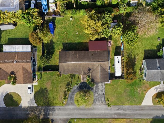 28500 SW 161st Ave, Homestead, FL 33033