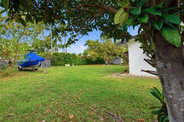 28500 SW 161st Ave, Homestead, FL 33033