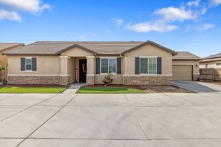3159 Manchester Street, Tulare, CA 93274