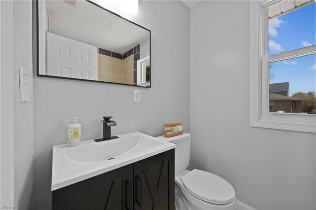 922 11th Street, Newport News, VA 23607