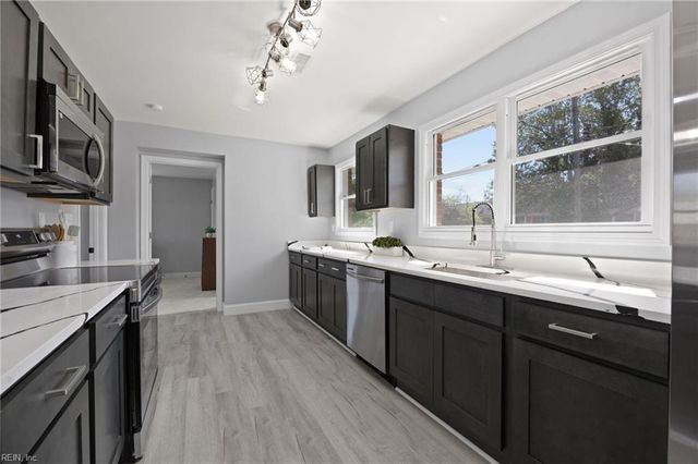 922 11th Street, Newport News, VA 23607