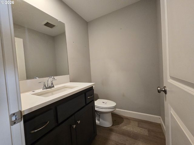 8207 Ne 168TH Pl, Vancouver, WA 98682