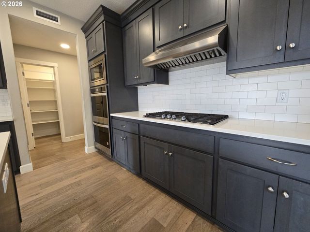 8207 Ne 168TH Pl, Vancouver, WA 98682