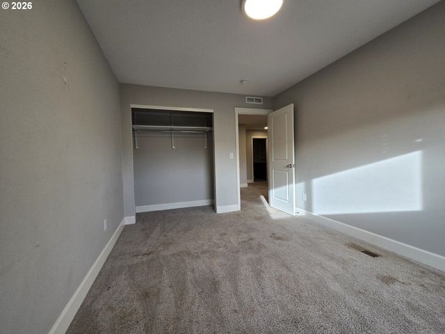 8207 Ne 168TH Pl, Vancouver, WA 98682