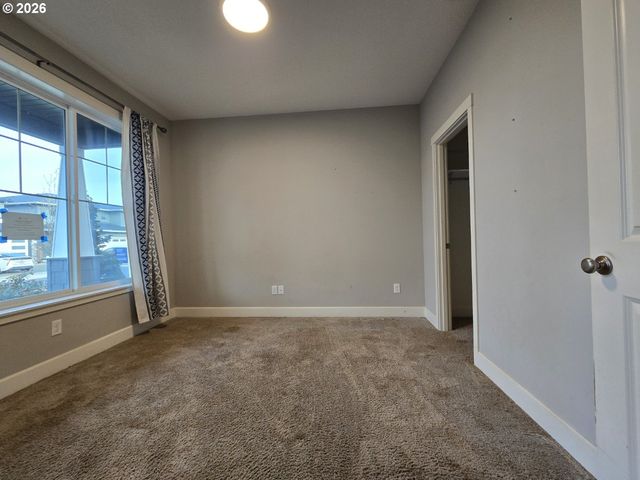 8207 Ne 168TH Pl, Vancouver, WA 98682