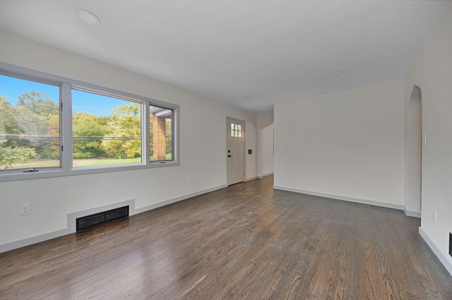 108 Kennedy Road, Covington, KY 41011