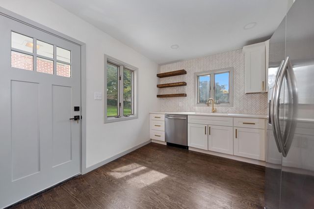 108 Kennedy Road, Covington, KY 41011