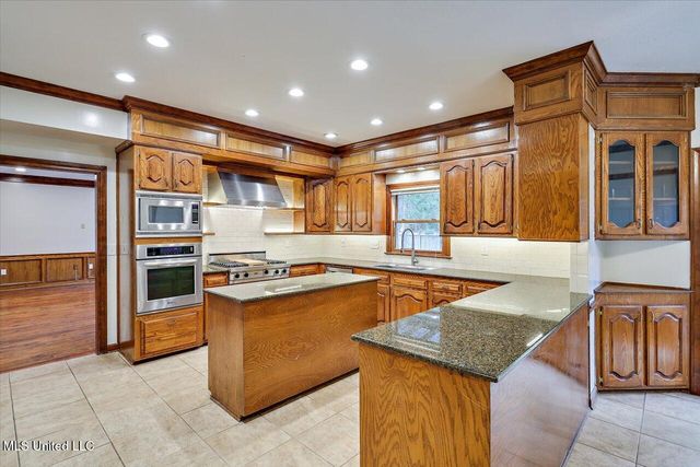 510 Windy Ridge Lane, Madison, MS 39110