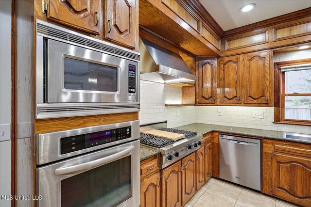 510 Windy Ridge Lane, Madison, MS 39110