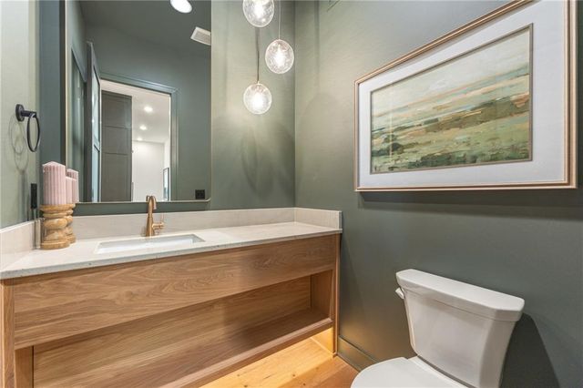 18101 Cody Street, Overland Park, KS 66013