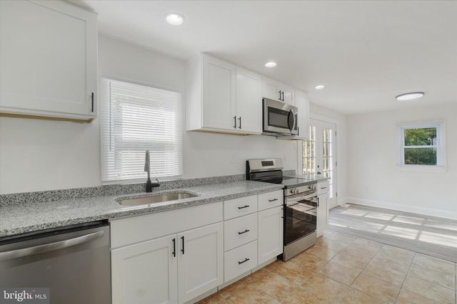 600 S DUKE ST, Red Lion, PA 17356