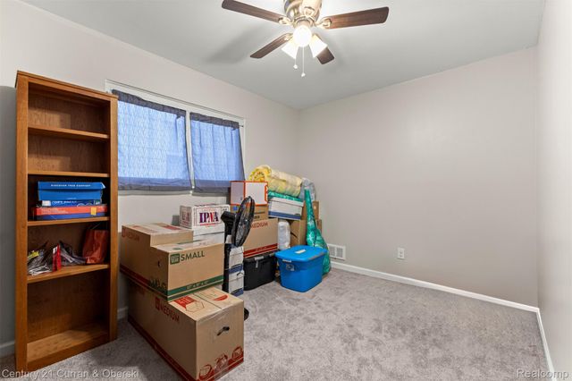 27423 Groveland Street, Madison Heights, MI 48071