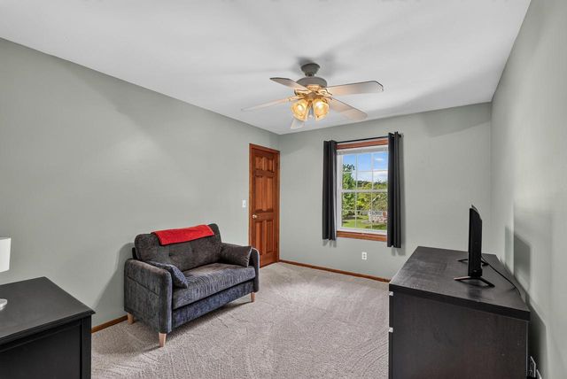 W170N5141 Fair Oak PARKWAY, Menomonee Falls, WI 53051