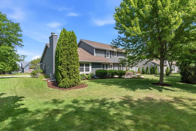 W170N5141 Fair Oak PARKWAY, Menomonee Falls, WI 53051