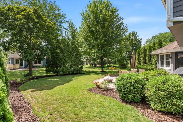 W170N5141 Fair Oak PARKWAY, Menomonee Falls, WI 53051