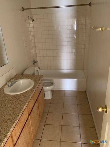 811 York Avenue A, Killeen, TX 76541