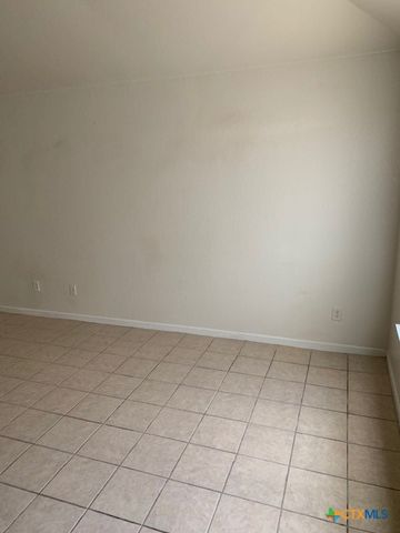 811 York Avenue A, Killeen, TX 76541