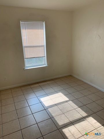 811 York Avenue A, Killeen, TX 76541