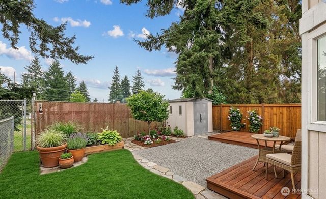 10435 3rd Avenue SW, Seattle, WA 98146