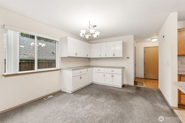 10435 3rd Avenue SW, Seattle, WA 98146