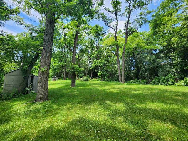 400 Woodcrest Lane, Milton, WI 53563