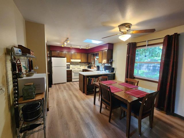 400 Woodcrest Lane, Milton, WI 53563