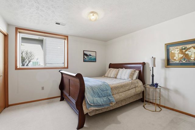 7714 E Woodland Ridge Ln, Spokane, WA 99212