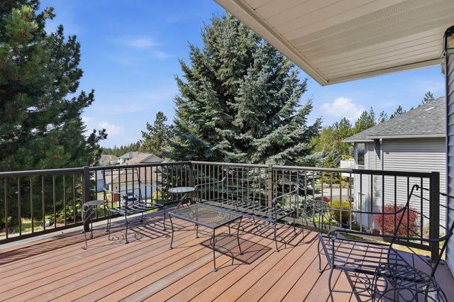 7714 E Woodland Ridge Ln, Spokane, WA 99212