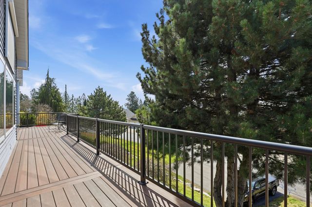 7714 E Woodland Ridge Ln, Spokane, WA 99212