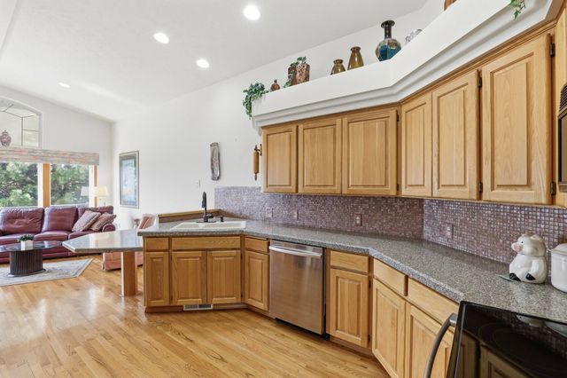 7714 E Woodland Ridge Ln, Spokane, WA 99212