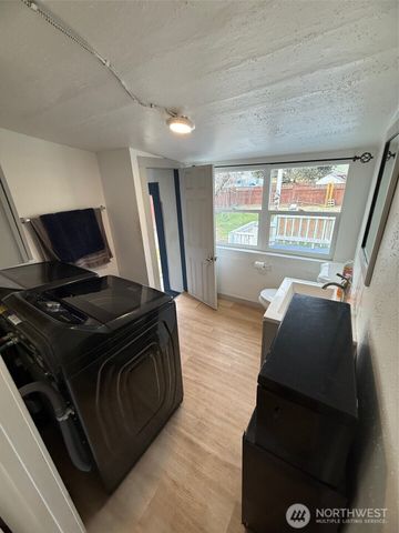 321 E Oak Street, Walla Walla, WA 99362