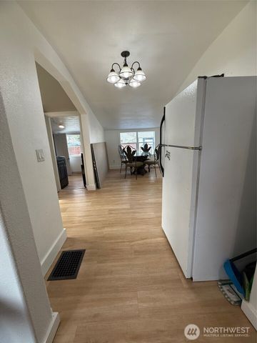 321 E Oak Street, Walla Walla, WA 99362