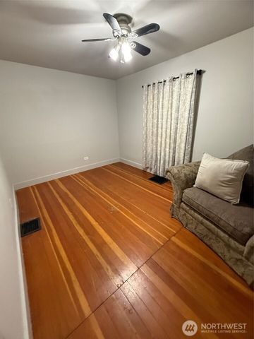 321 E Oak Street, Walla Walla, WA 99362