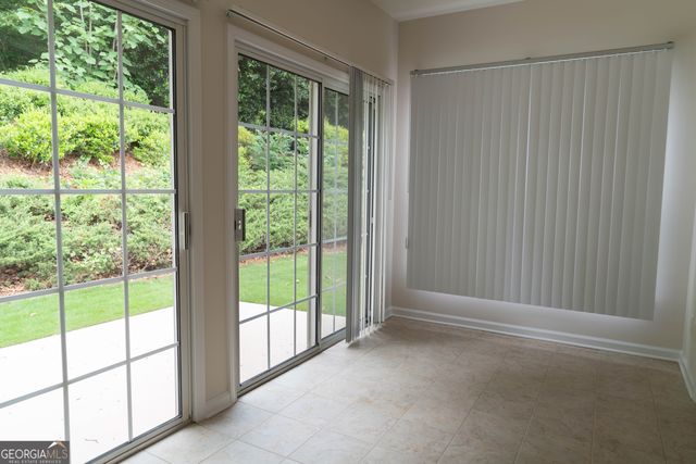 6372 Rockpoint Lane, Hoschton, GA 30548