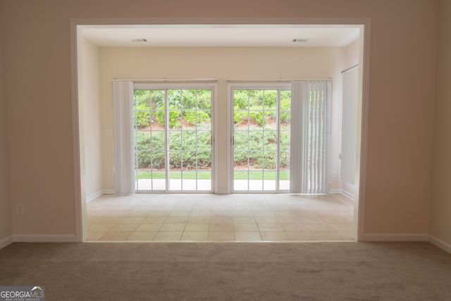 6372 Rockpoint Lane, Hoschton, GA 30548