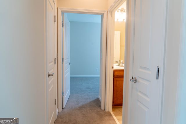 6372 Rockpoint Lane, Hoschton, GA 30548