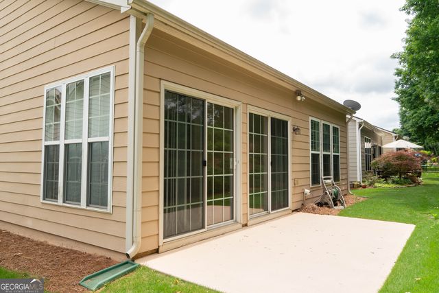 6372 Rockpoint Lane, Hoschton, GA 30548