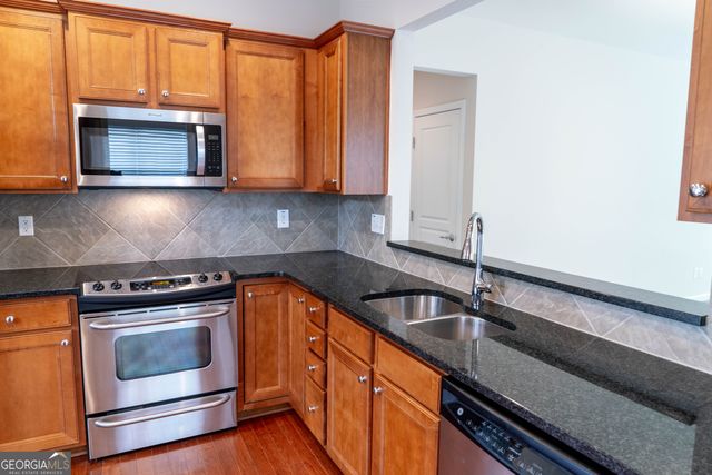 6372 Rockpoint Lane, Hoschton, GA 30548