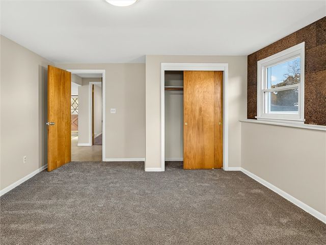 100 Edgebrook Lane, Irondequoit, NY 14617