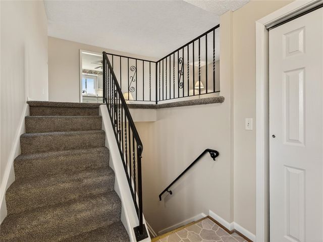 100 Edgebrook Lane, Irondequoit, NY 14617