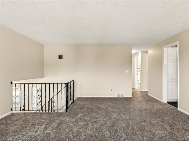 100 Edgebrook Lane, Irondequoit, NY 14617